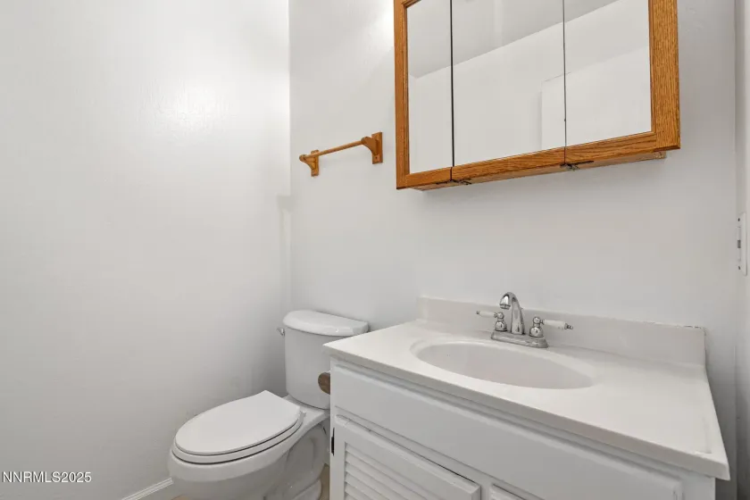 1889 Merchant, Sparks, Nevada 89431, 3 Bedrooms Bedrooms, ,2 BathroomsBathrooms,Residential,Residential,Merchant,250057834