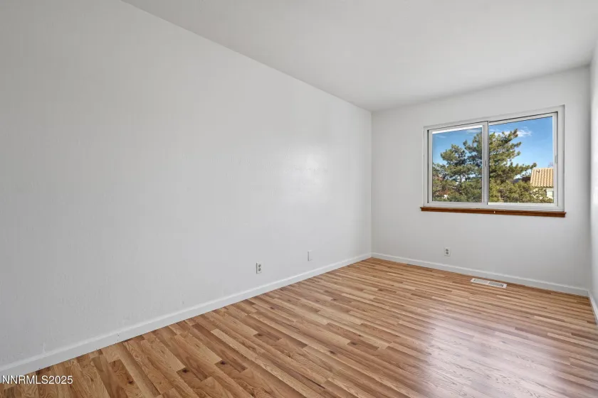 1889 Merchant, Sparks, Nevada 89431, 3 Bedrooms Bedrooms, ,2 BathroomsBathrooms,Residential,Residential,Merchant,250057834