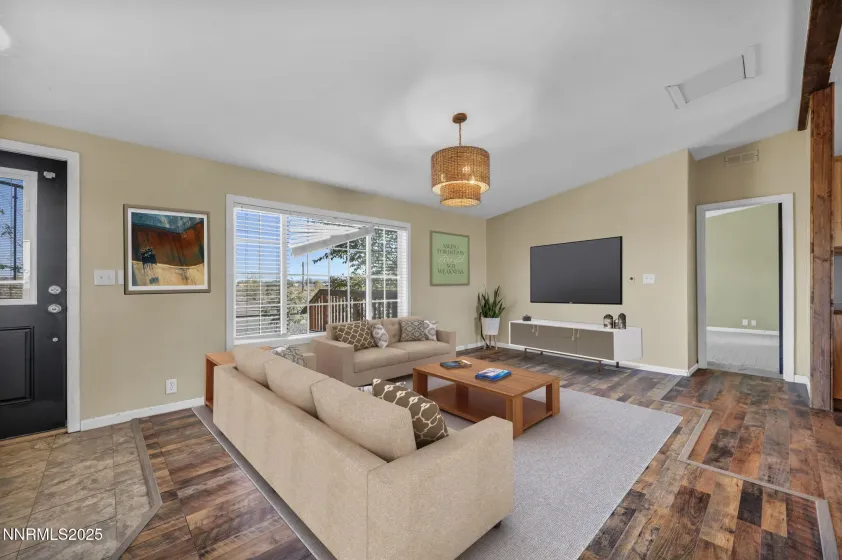 5225 White Oak, Silver Springs, Nevada 89429, 5 Bedrooms Bedrooms, ,3 BathroomsBathrooms,Residential,Residential,White Oak,250057833