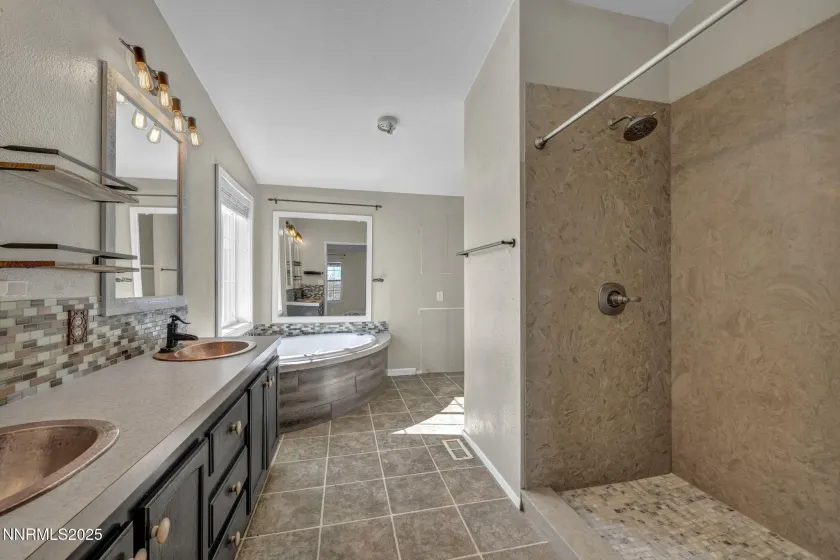 5225 White Oak, Silver Springs, Nevada 89429, 5 Bedrooms Bedrooms, ,3 BathroomsBathrooms,Residential,Residential,White Oak,250057833