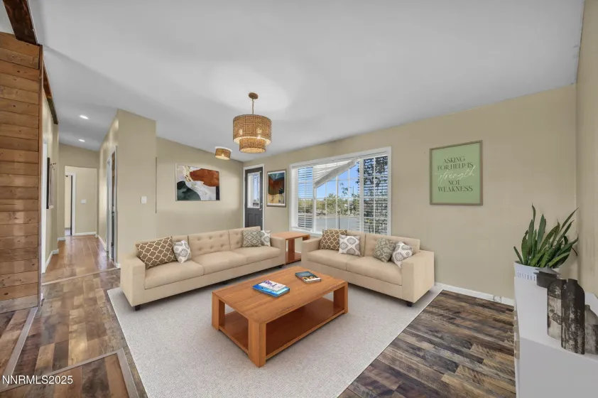 5225 White Oak, Silver Springs, Nevada 89429, 5 Bedrooms Bedrooms, ,3 BathroomsBathrooms,Residential,Residential,White Oak,250057833