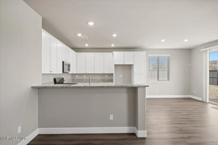 7090 Lemur Lndg, Sparks, Nevada 89436, 4 Bedrooms Bedrooms, ,2 BathroomsBathrooms,Residential,Residential,Lemur Lndg,250057835