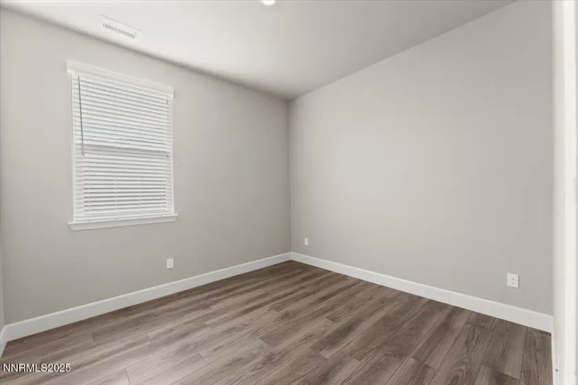 7090 Lemur Lndg, Sparks, Nevada 89436, 4 Bedrooms Bedrooms, ,2 BathroomsBathrooms,Residential,Residential,Lemur Lndg,250057835