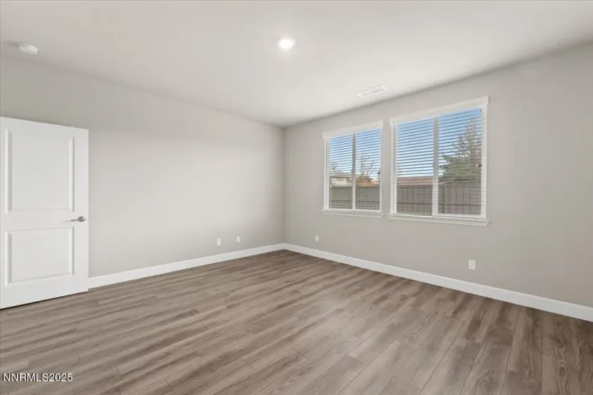 7090 Lemur Lndg, Sparks, Nevada 89436, 4 Bedrooms Bedrooms, ,2 BathroomsBathrooms,Residential,Residential,Lemur Lndg,250057835