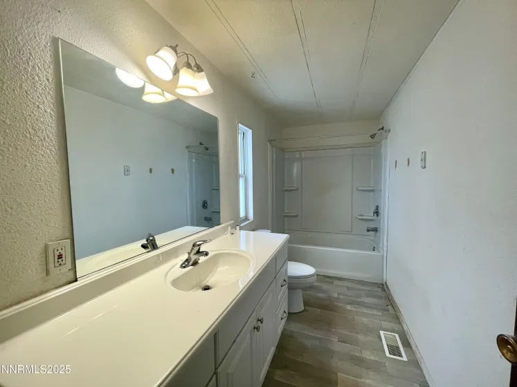 3110 Mercury, Winnemucca, Nevada 89445, 3 Bedrooms Bedrooms, ,2 BathroomsBathrooms,Residential,Residential,Mercury,250057840