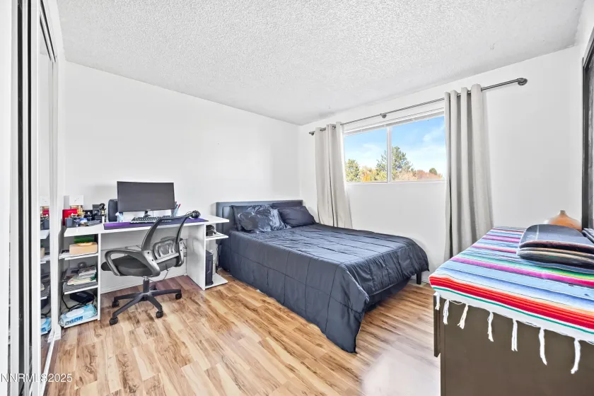 949 Crestwood, Sparks, Nevada 89434, 3 Bedrooms Bedrooms, ,2 BathroomsBathrooms,Residential,Residential,Crestwood,250057843