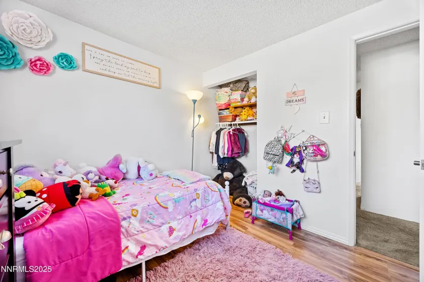 949 Crestwood, Sparks, Nevada 89434, 3 Bedrooms Bedrooms, ,2 BathroomsBathrooms,Residential,Residential,Crestwood,250057843