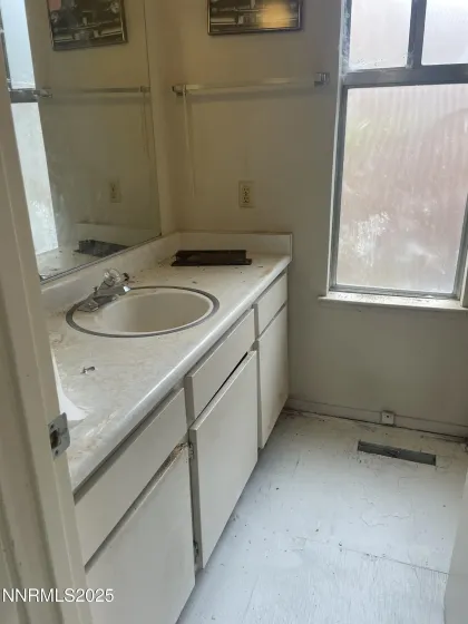 2285 King Edward, Reno, Nevada 89503, 4 Bedrooms Bedrooms, ,2 BathroomsBathrooms,Residential,Residential,King Edward,250057844