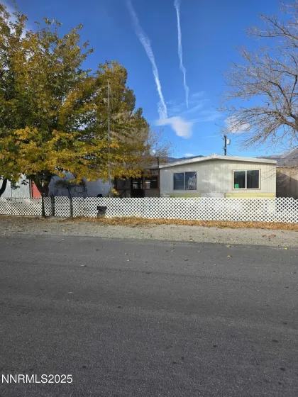 363 F, Hawthorne, Nevada 89415, 2 Bedrooms Bedrooms, ,2 BathroomsBathrooms,Residential,Residential,F,250057849