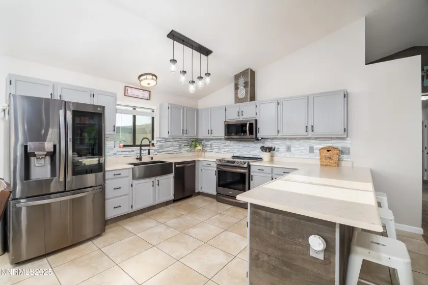 45 Sheena, Sparks, Nevada 89436, 3 Bedrooms Bedrooms, ,2 BathroomsBathrooms,Residential,Residential,Sheena,250057850