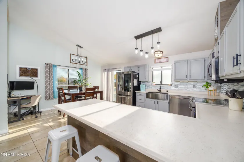 45 Sheena, Sparks, Nevada 89436, 3 Bedrooms Bedrooms, ,2 BathroomsBathrooms,Residential,Residential,Sheena,250057850