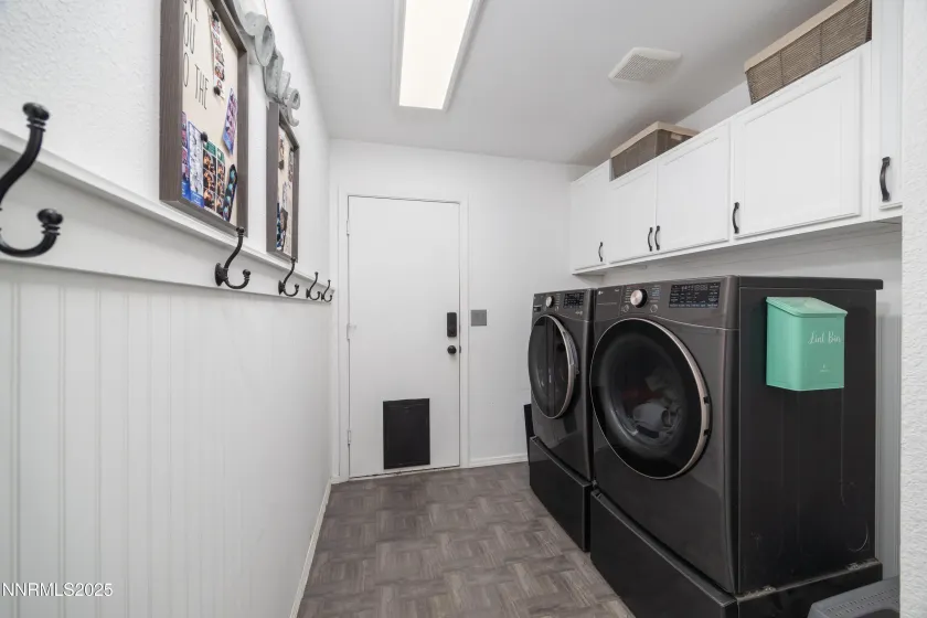 45 Sheena, Sparks, Nevada 89436, 3 Bedrooms Bedrooms, ,2 BathroomsBathrooms,Residential,Residential,Sheena,250057850