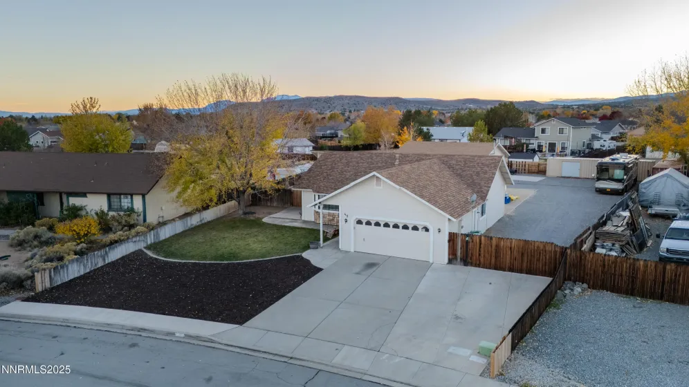 45 Sheena, Sparks, Nevada 89436, 3 Bedrooms Bedrooms, ,2 BathroomsBathrooms,Residential,Residential,Sheena,250057850