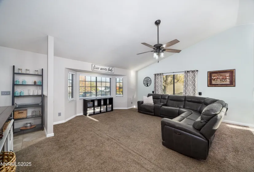 45 Sheena, Sparks, Nevada 89436, 3 Bedrooms Bedrooms, ,2 BathroomsBathrooms,Residential,Residential,Sheena,250057850