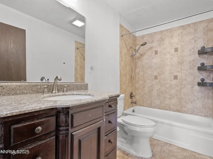 2955 Lakeside, Reno, Nevada 89509, 2 Bedrooms Bedrooms, ,1 BathroomBathrooms,Residential,Residential,Lakeside,250057851