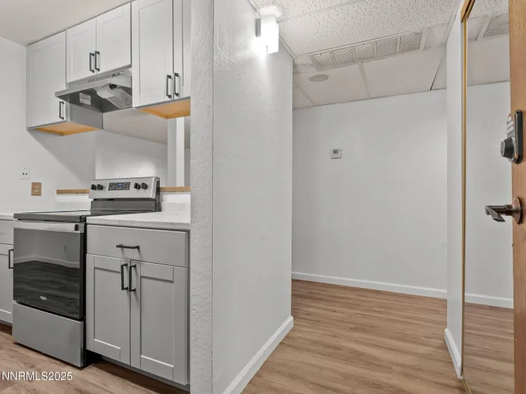 2955 Lakeside, Reno, Nevada 89509, 2 Bedrooms Bedrooms, ,1 BathroomBathrooms,Residential,Residential,Lakeside,250057851