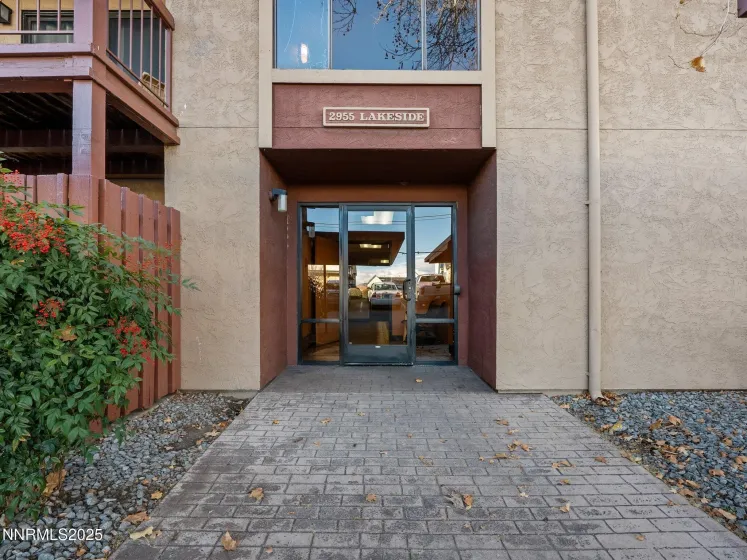 2955 Lakeside, Reno, Nevada 89509, 2 Bedrooms Bedrooms, ,1 BathroomBathrooms,Residential,Residential,Lakeside,250057851