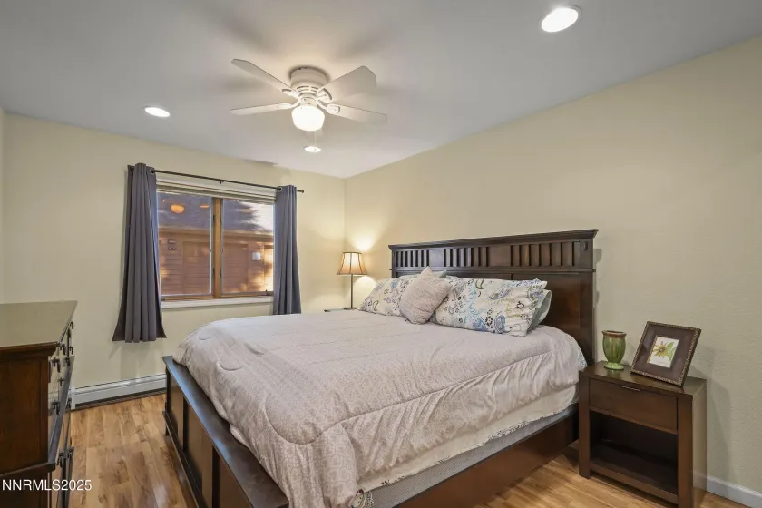 939 Incline, Incline Village, Nevada 89451, 1 Bedroom Bedrooms, ,1 BathroomBathrooms,Residential,Residential,Incline,250057610