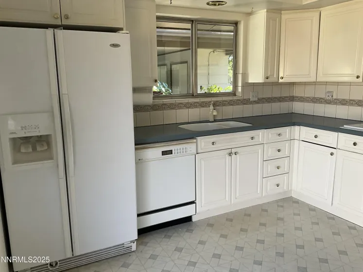 3477 Hidden Valley, Reno, Nevada 89502, 2 Bedrooms Bedrooms, ,2 BathroomsBathrooms,Residential,Residential,Hidden Valley,250056506