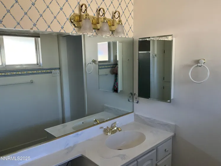 3477 Hidden Valley, Reno, Nevada 89502, 2 Bedrooms Bedrooms, ,2 BathroomsBathrooms,Residential,Residential,Hidden Valley,250056506