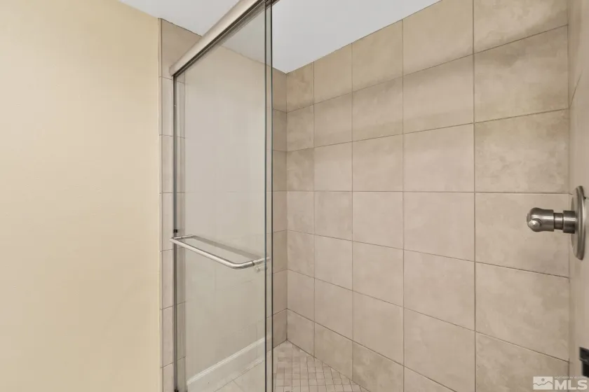 450 Arlington, Reno, Nevada 89503, 2 Bedrooms Bedrooms, ,2 BathroomsBathrooms,Residential,Residential,Arlington,240015340