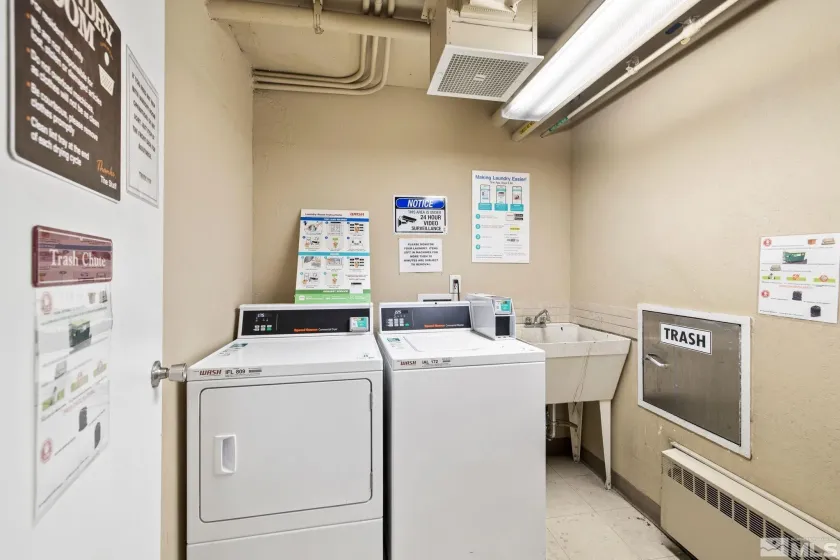 450 Arlington, Reno, Nevada 89503, 2 Bedrooms Bedrooms, ,2 BathroomsBathrooms,Residential,Residential,Arlington,240015340