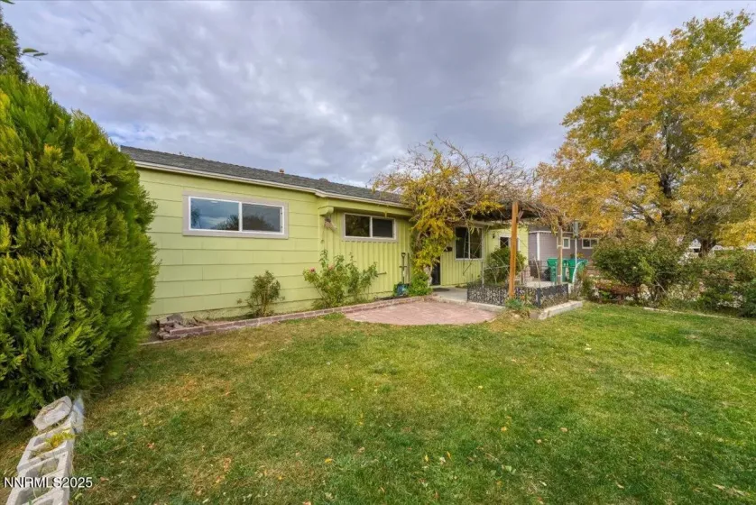 1110 Xman, Sparks, Nevada 89431, 4 Bedrooms Bedrooms, ,2 BathroomsBathrooms,Residential,Residential,Xman,250057864