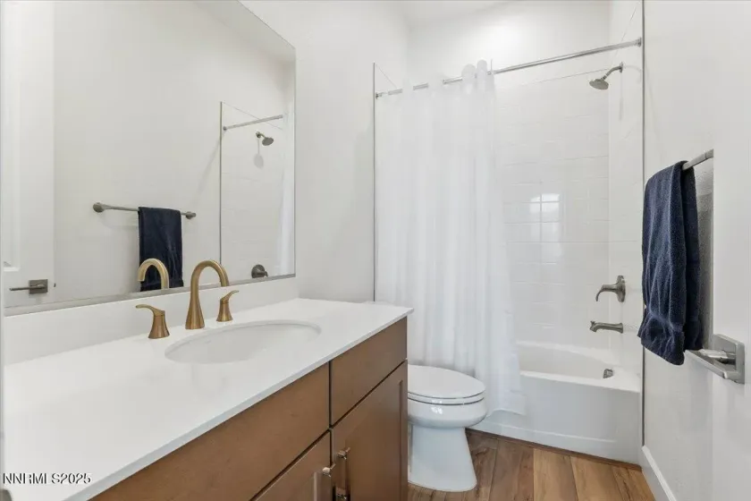 2209 Leathermans, Reno, Nevada 89521, 2 Bedrooms Bedrooms, ,3 BathroomsBathrooms,Residential,Residential,Leathermans,250057867