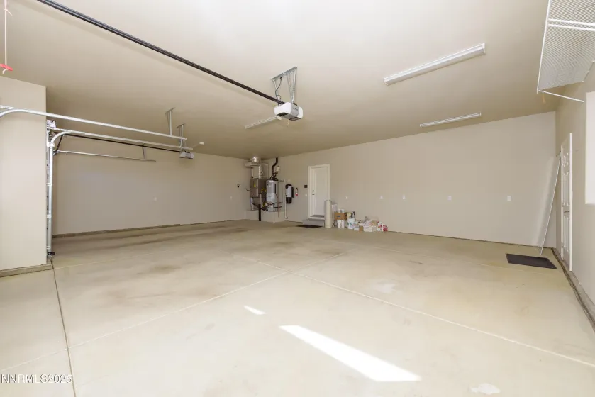 1046 Rocky Terrace, Gardnerville, Nevada 89460, 4 Bedrooms Bedrooms, ,4 BathroomsBathrooms,Residential,Residential,Rocky Terrace,250057870