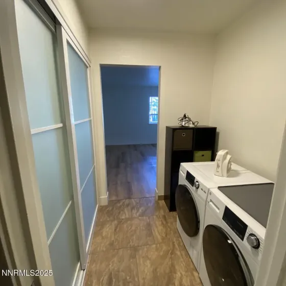 2955 Lakeside, Reno, Nevada 89509, 2 Bedrooms Bedrooms, ,2 BathroomsBathrooms,Residential,Residential,Lakeside,250057874
