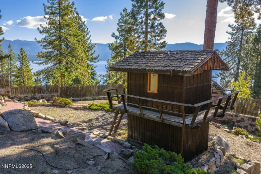 20 Calaneva, Crystal Bay, Nevada 89402, 9 Bedrooms Bedrooms, ,10 BathroomsBathrooms,Residential,Residential,Calaneva,250057877