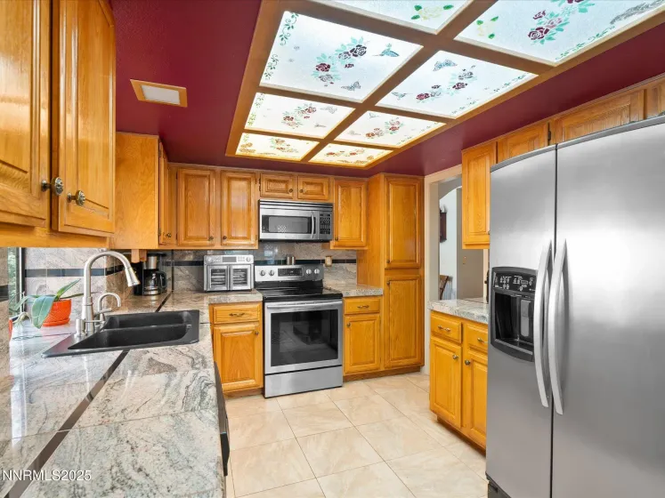 3330 Thornhill, Reno, Nevada 89509, 3 Bedrooms Bedrooms, ,2 BathroomsBathrooms,Residential,Residential,Thornhill,250057886