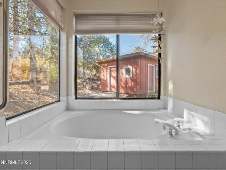 3330 Thornhill, Reno, Nevada 89509, 3 Bedrooms Bedrooms, ,2 BathroomsBathrooms,Residential,Residential,Thornhill,250057886