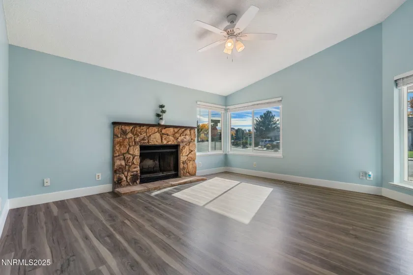 1752 Wabash, Sparks, Nevada 89434, 2 Bedrooms Bedrooms, ,2 BathroomsBathrooms,Residential,Residential,Wabash,250057890