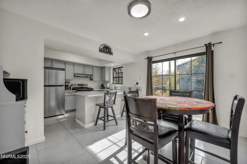 3020 Kings, Reno, Nevada 89503, 4 Bedrooms Bedrooms, ,2 BathroomsBathrooms,Residential,Residential,Kings,250057893