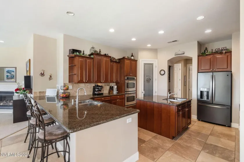 4501 Cobra, Sparks, Nevada 89436, 5 Bedrooms Bedrooms, ,3 BathroomsBathrooms,Residential,Residential,Cobra,250057892