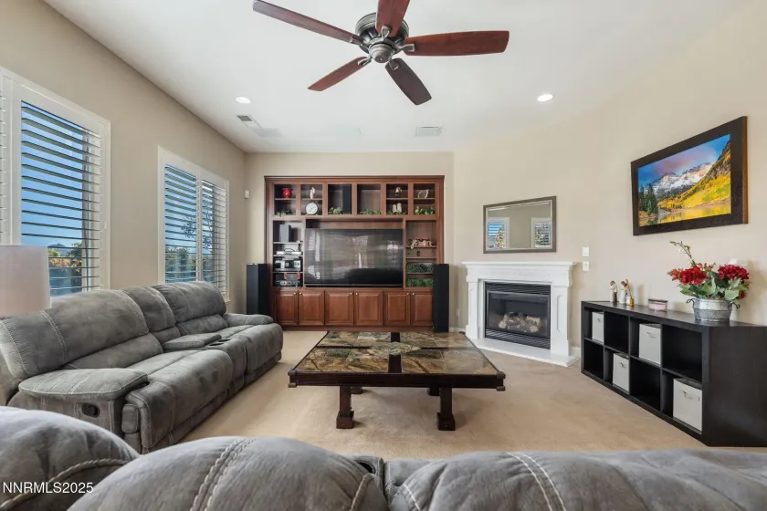 4501 Cobra, Sparks, Nevada 89436, 5 Bedrooms Bedrooms, ,3 BathroomsBathrooms,Residential,Residential,Cobra,250057892