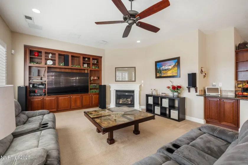 4501 Cobra, Sparks, Nevada 89436, 5 Bedrooms Bedrooms, ,3 BathroomsBathrooms,Residential,Residential,Cobra,250057892