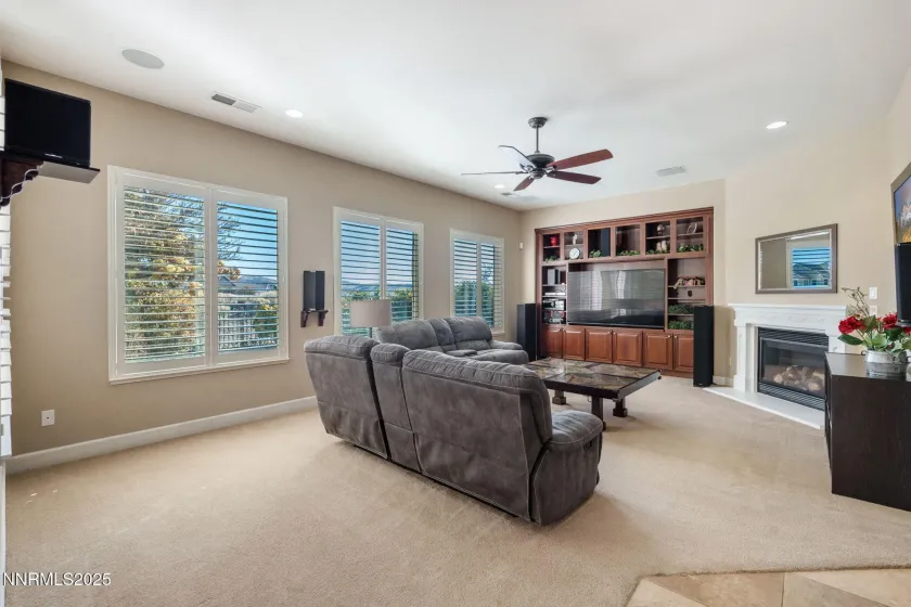 4501 Cobra, Sparks, Nevada 89436, 5 Bedrooms Bedrooms, ,3 BathroomsBathrooms,Residential,Residential,Cobra,250057892