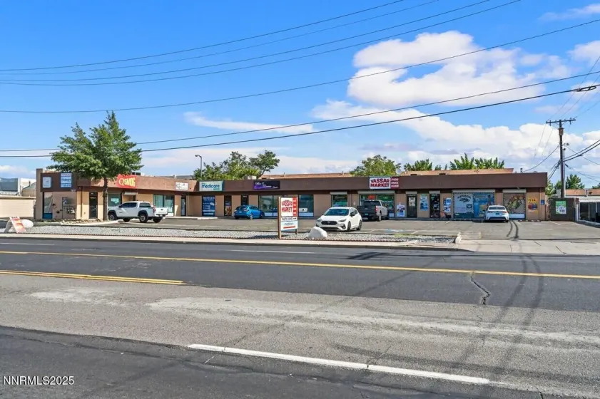 1870 Vassar, Reno, Nevada 89510, ,Commercial Sale,Residential,Vassar,250057894