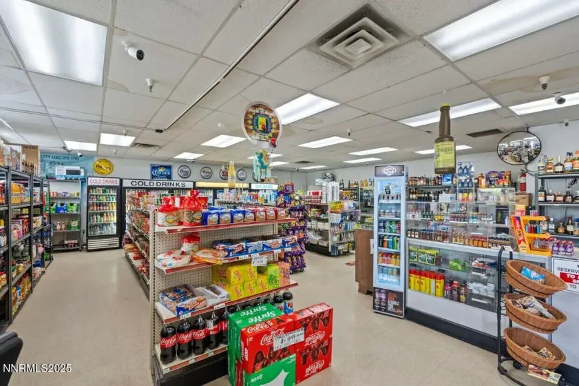 1870 Vassar, Reno, Nevada 89510, ,Commercial Sale,Residential,Vassar,250057894