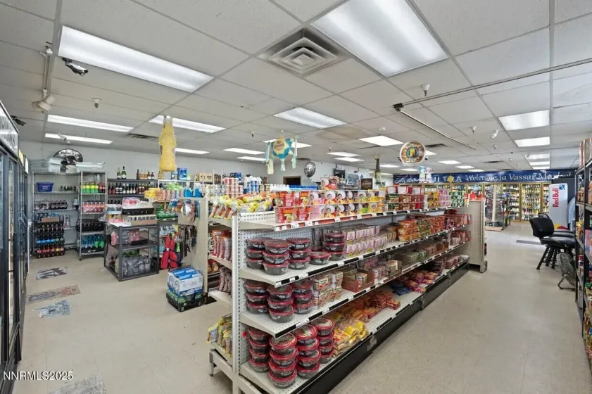 1870 Vassar, Reno, Nevada 89510, ,Commercial Sale,Residential,Vassar,250057894