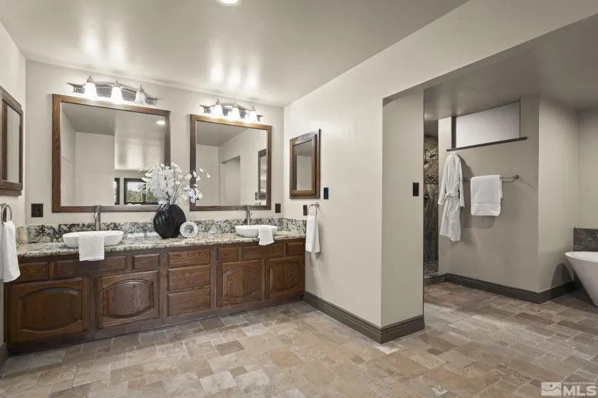 4840 Keshmiri, Reno, Nevada 89519, 4 Bedrooms Bedrooms, ,4 BathroomsBathrooms,Residential,Residential,Keshmiri,250004213