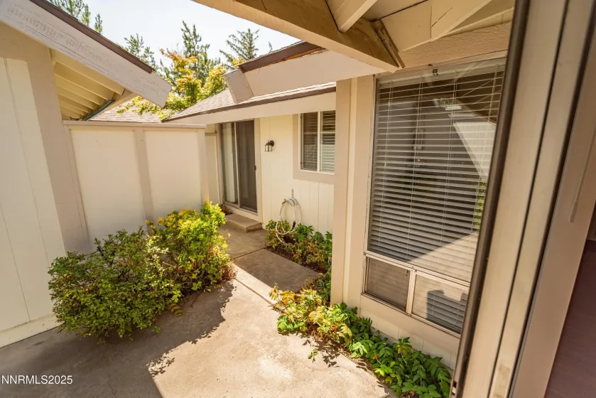 1169 Wagon Wheel, Reno, Nevada 89503, 3 Bedrooms Bedrooms, ,2 BathroomsBathrooms,Residential,Residential,Wagon Wheel,250051196