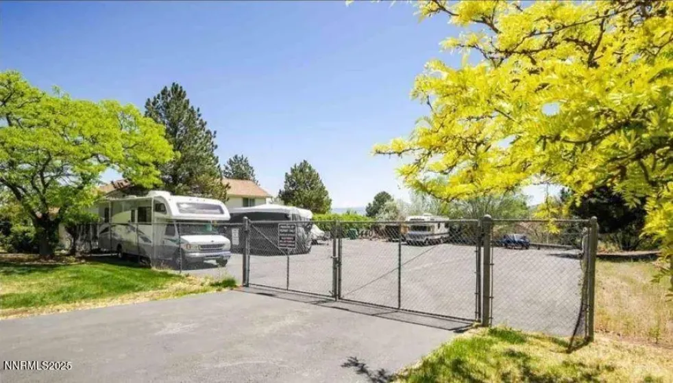 1169 Wagon Wheel, Reno, Nevada 89503, 3 Bedrooms Bedrooms, ,2 BathroomsBathrooms,Residential,Residential,Wagon Wheel,250051196