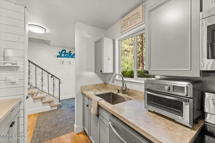 845 Southwood, Incline Village, Nevada 89451, 3 Bedrooms Bedrooms, ,3 BathroomsBathrooms,Residential,Residential,Southwood,250056235