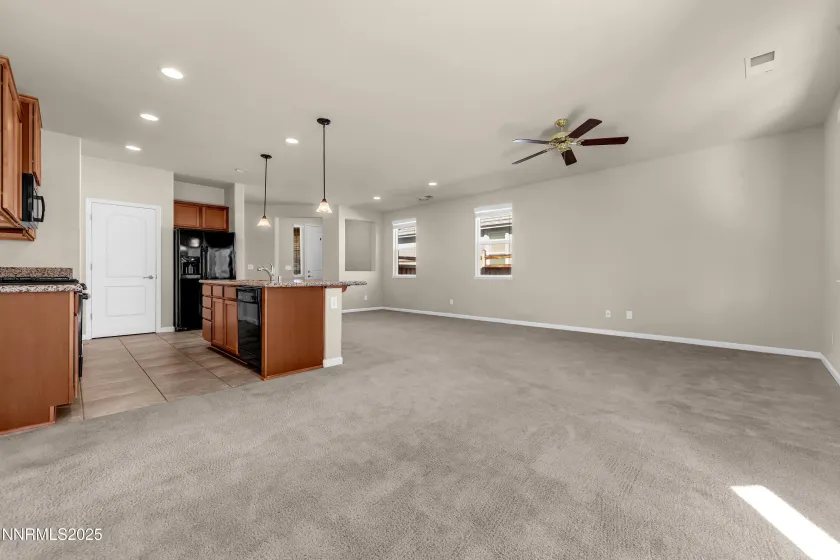 7023 Cinder Village, Sparks, Nevada 89436, 3 Bedrooms Bedrooms, ,2 BathroomsBathrooms,Residential Lease,Manufactured,Cinder Village,250057908