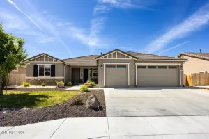 1010 Garden Pond, Sparks, Nevada 89441, 5 Bedrooms Bedrooms, ,3 BathroomsBathrooms,Residential,Residential,Garden Pond,250057918