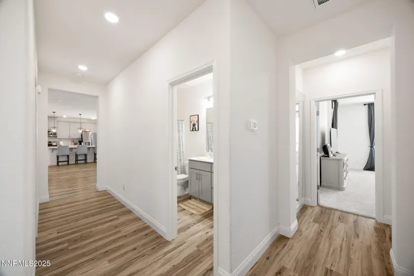 1010 Garden Pond, Sparks, Nevada 89441, 5 Bedrooms Bedrooms, ,3 BathroomsBathrooms,Residential,Residential,Garden Pond,250057918