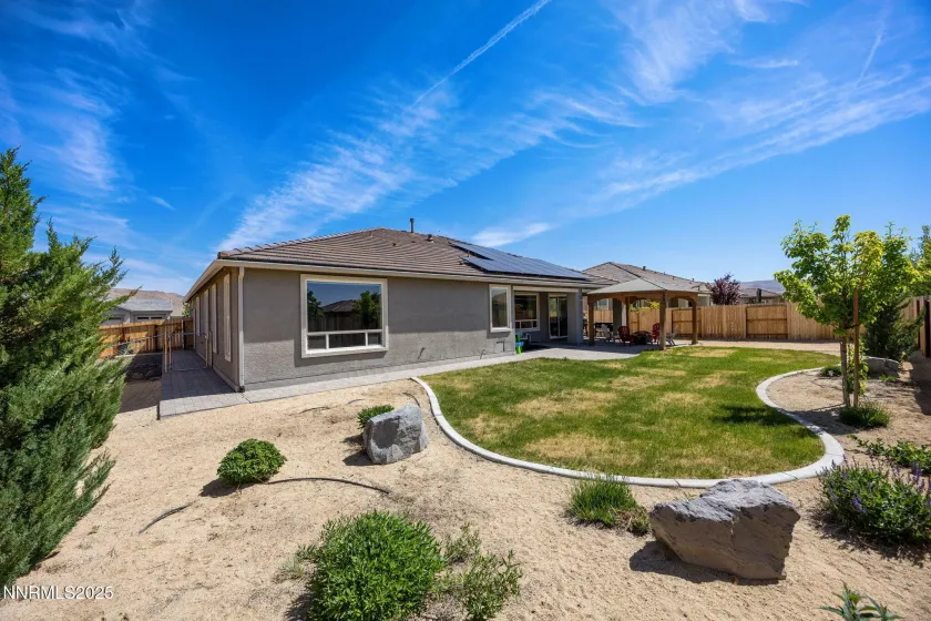 1010 Garden Pond, Sparks, Nevada 89441, 5 Bedrooms Bedrooms, ,3 BathroomsBathrooms,Residential,Residential,Garden Pond,250057918